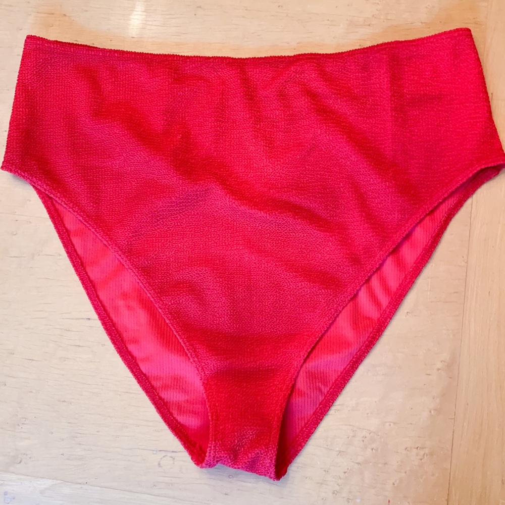 LEAVING POSHMARK -ACCEPTING BEST OFFER! 
ASOS highwaist bikini bottom new!